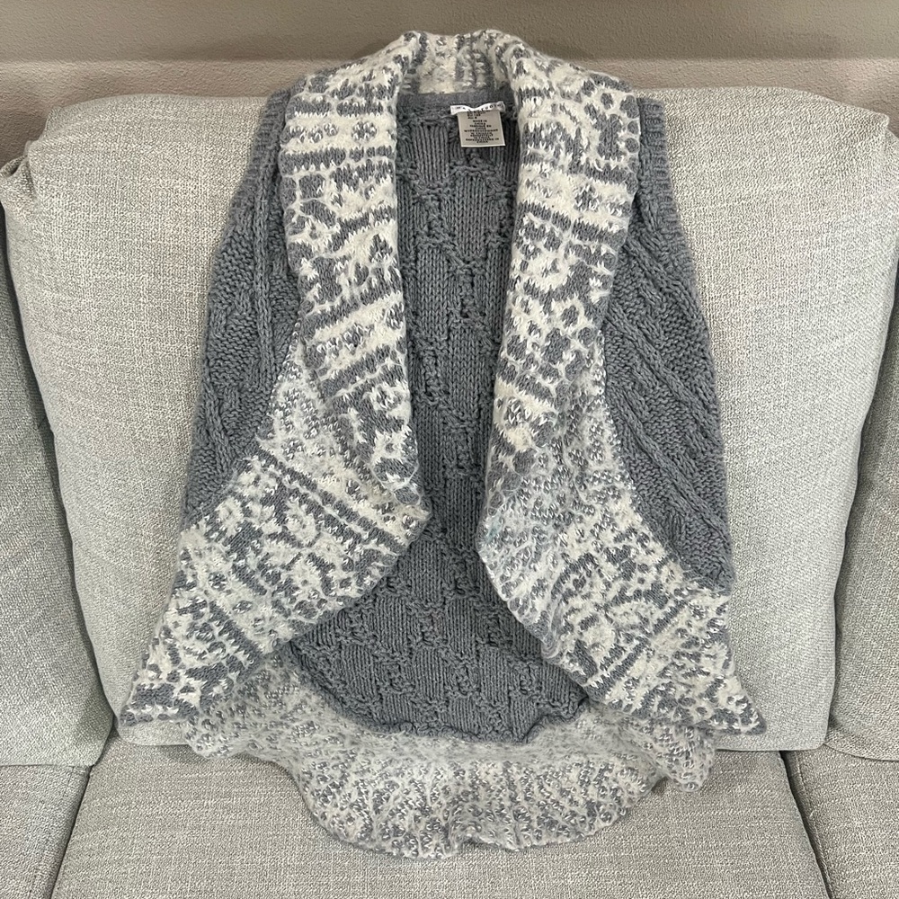 Max Studio Gray and Cream Vest for girls